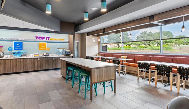 Tru By Hilton Kansas City Airport