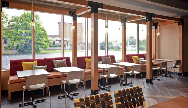 Tru by Hilton Louisville Airport