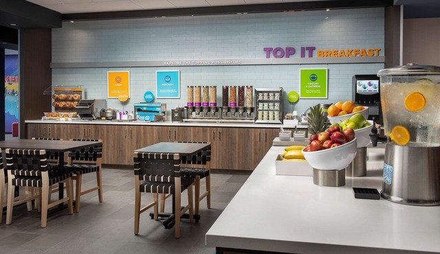 Tru by Hilton Miami West Brickell