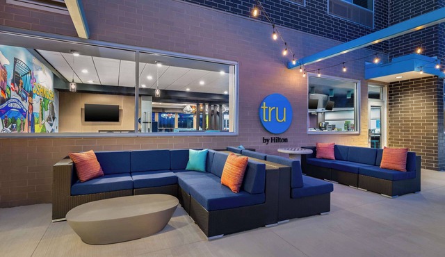 Tru By Hilton Oshkosh