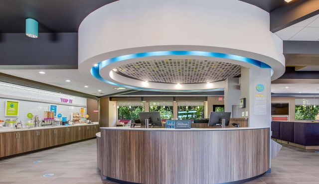 Tru by Hilton Saint Joseph