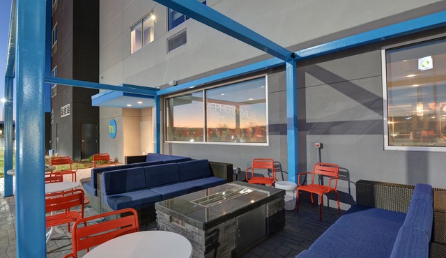 Tru by Hilton Shepherdsville Louisville South