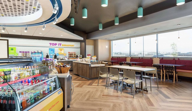 Tru by Hilton Wichita Northeast