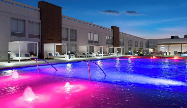 Tru by Hilton Wilmington