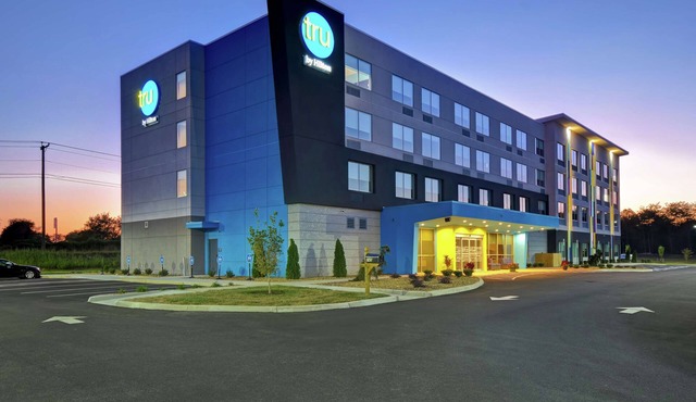 Tru by Hilton Wytheville