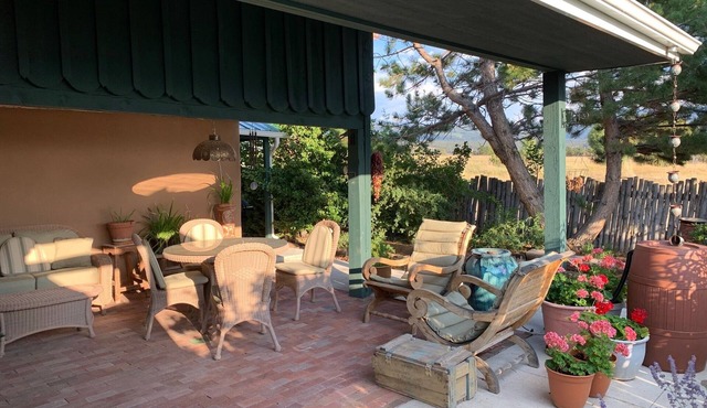 Truchas Mountain Home