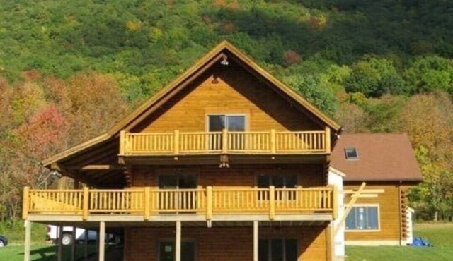 True Log Cabin Living at Bristol Mountain - Cabin Culture Unit A