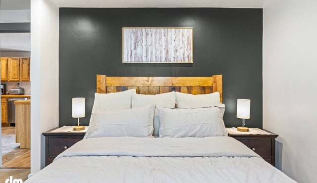 True North Retreat-open concept, newly remodeled, backyard with fire pit