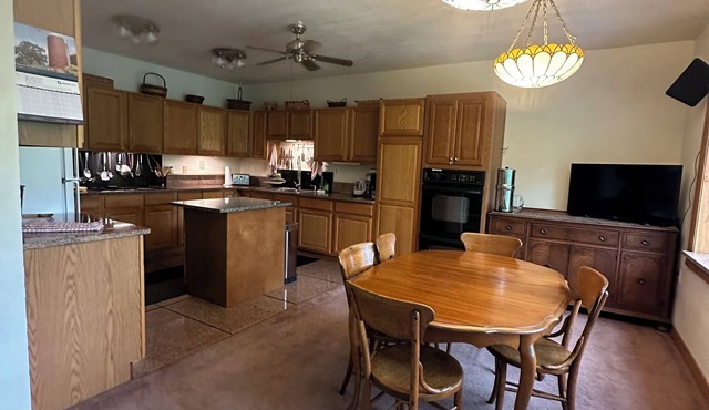 True River Frontage nPrivate grounds 3-bedroom housenEnjoy a relaxing stay