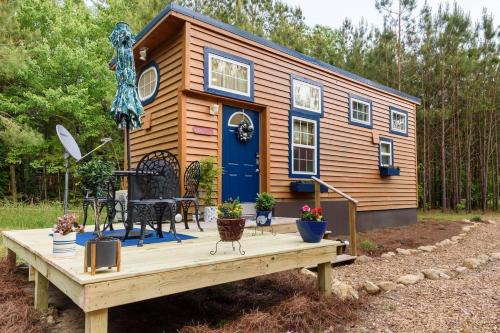 True Tiny Home & Community - 6 Mins To Downtown