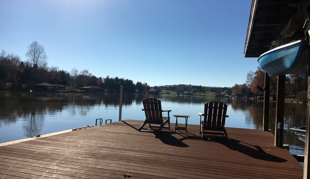 True tranquility at Lake Anna