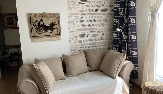 True wooded Toulouse with parking