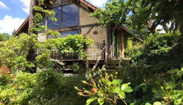 Truffe du Quercy – Holiday Home with Private Pool, Sauna and Tennis in France