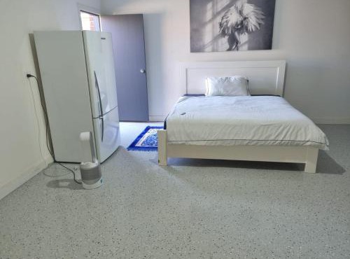 Trugnina garage converted in room