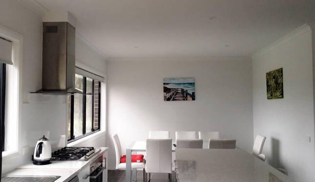 Trumpeter Avenue in Eden