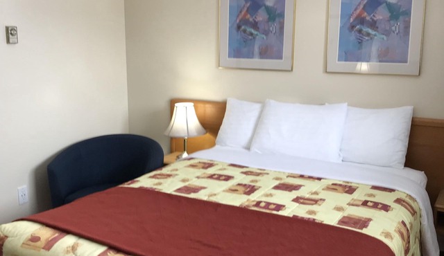 Trunk Road Motel