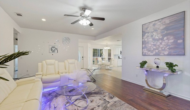 Trusted 4BR Luxury Home in Prestigious Neighborhood