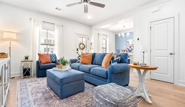 TTH-1.5mi to Stadium/Neville Arena,Parking,K&Q plus sofa bed, I-85 access, Buccees
