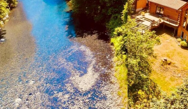 Tubing+Fishing | Waterfront Views @vacationloghome