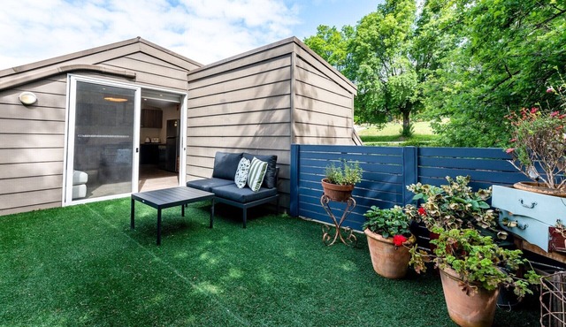 Tuck Inn Yarra Valley