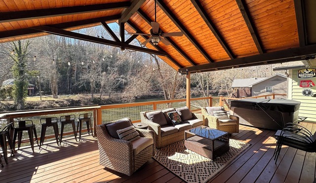 Tuckasegee River House