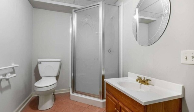 Tucked away getaway in charming Smyrna