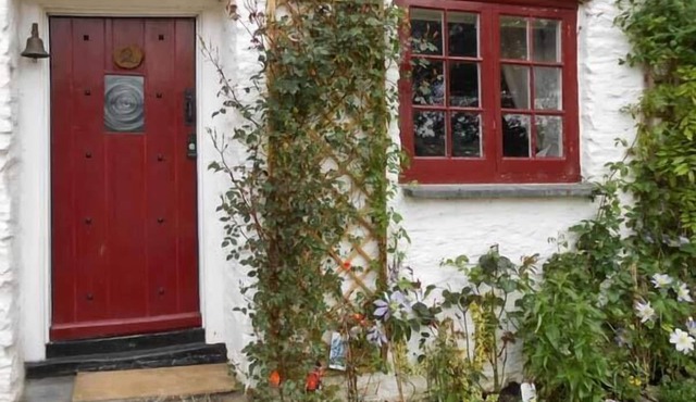 TUCKERMARSH QUAY RIVER COTTAGE 2, family friendly in Bere Alston