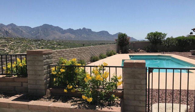 Tucson Hilltop Oasis