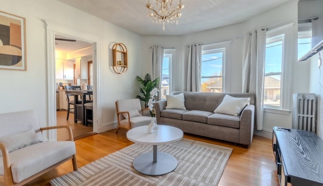 Tufts 3bed home, 15min away from Harvard/Downtown Boston