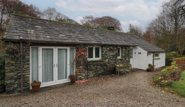 TULIP, family friendly, with open fire in Kendal