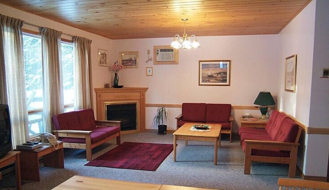 Tulip Inn