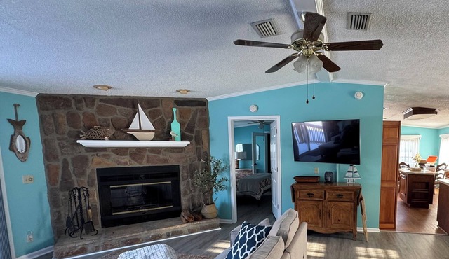 Tulls Bay Getaway - deep water canal location perfect for boating and relaxing!