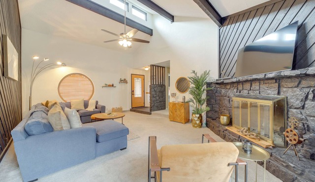 Tulsa Area Home w/Fenced Yard: Pets Welcome!