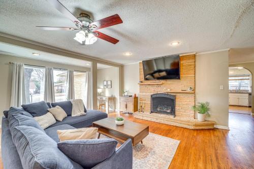 Tulsa Home 5 Mi to Downtown Groups Welcome!