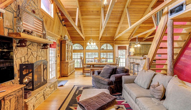 Tumbling Shoals Cabin < 1 Mi to Beaches & Boating!