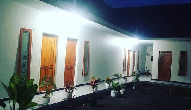 tumpak sewu guest house