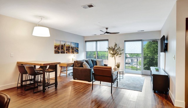 Tune Town Terrace: Your Nashville Adventure Awaits