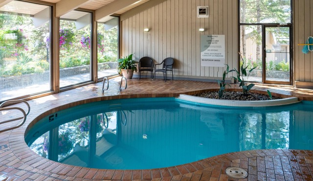 Tunnel Mountain Resort