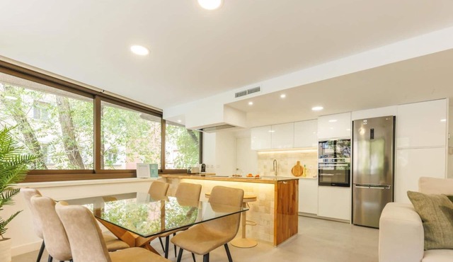 Turbau Entresol A - Holiday Apartment Rental Girona | Bravissimo