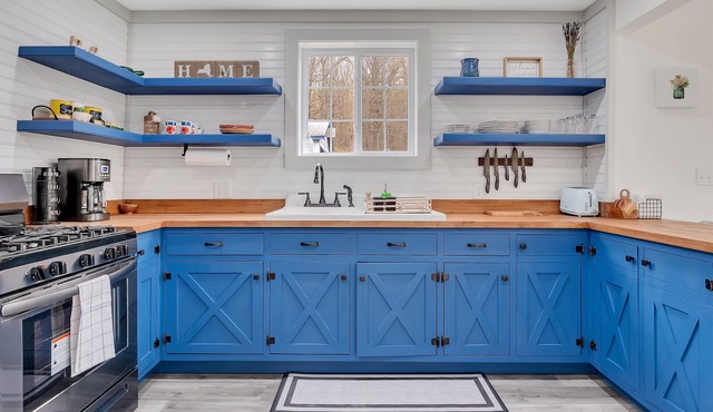 Turkey Hill -Large Yard!*9Mi.toHOF*Beautiful Views