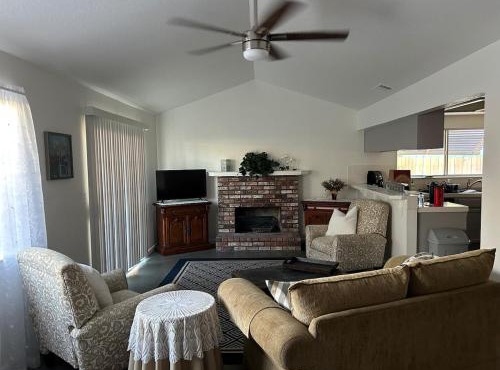 Turlocks Little Palace