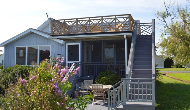 Turn of the Creek - 2BR home, W/F, Water Access home deck & dock.NO LINENS