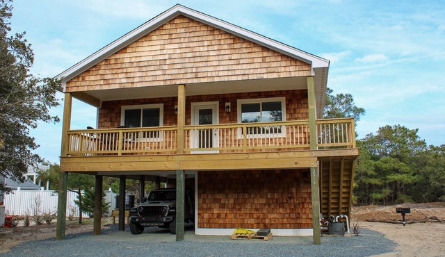 Turn Some Pages. Open Year Round. Memorial Day to Labor Day 7 Night Stays Only