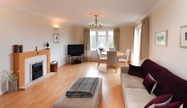 Turnberry Apartments 2G