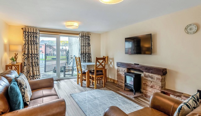 Turnip House - UK48909