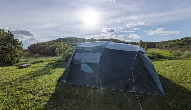 Turnkey tent near Lake Saint-Ferréol/Revel