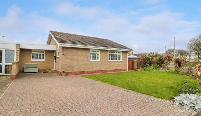 TURNSTONE, family friendly, country holiday cottage in Beadnell