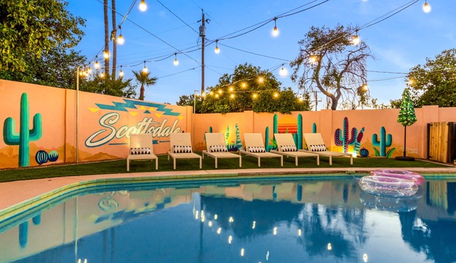Turquoise Sunset - Heated Pool! 5 Minutes to Old Town Scottsdale!