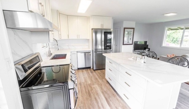 Turtle Bay 2 bedroom Short Walk To Beach