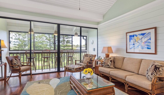 Turtle Bay Condo with Pool Access